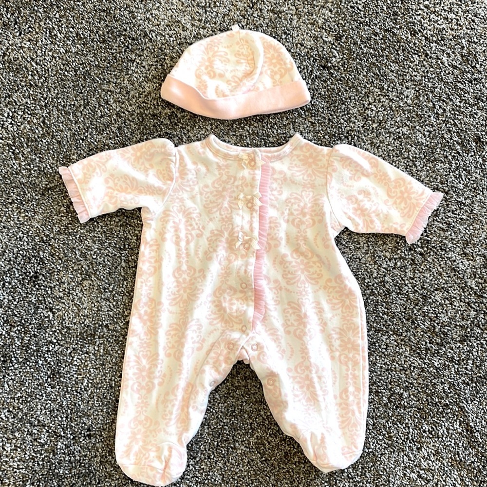 Little me coming home outfit and hat